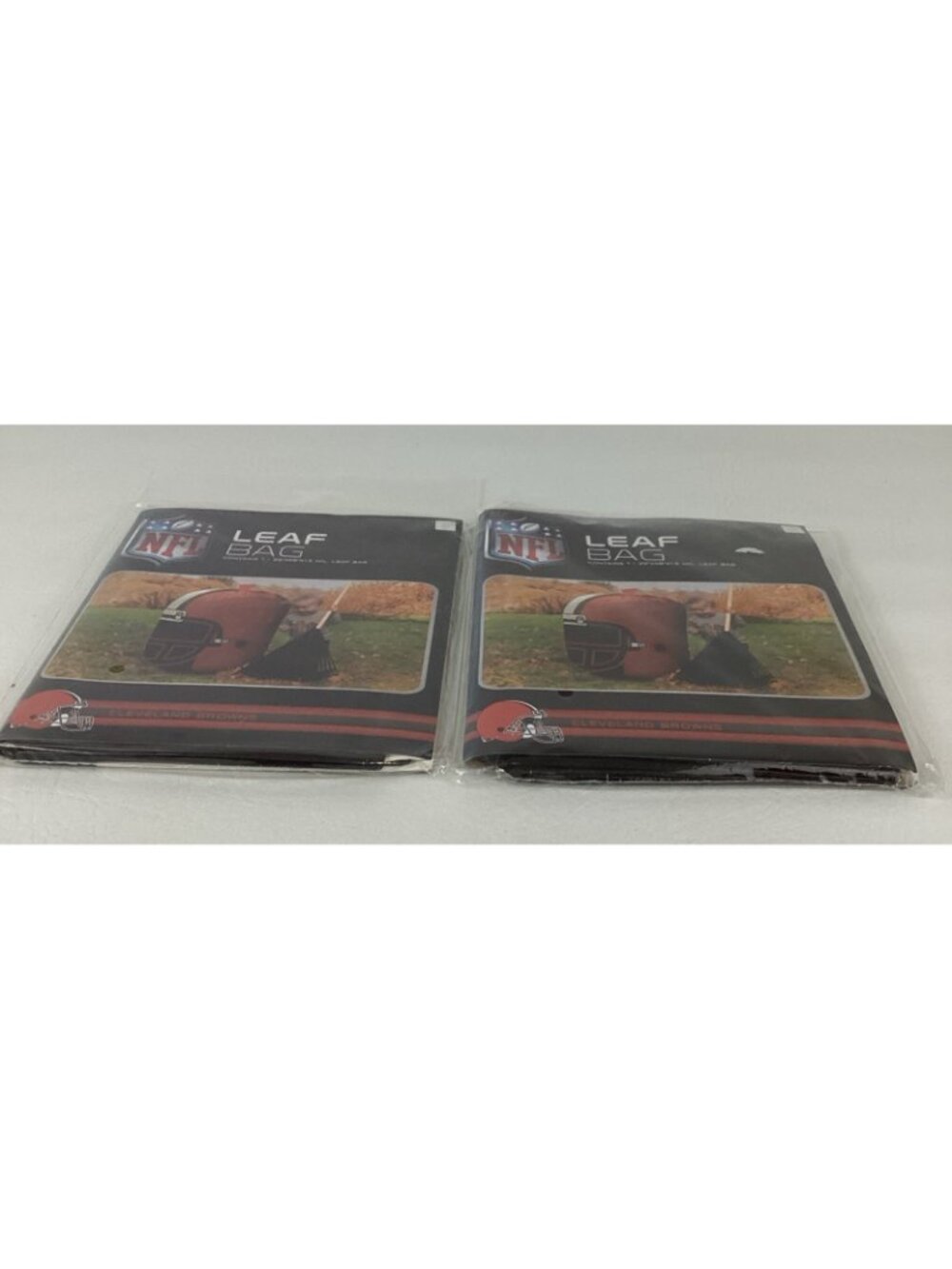 2 Cleveland Browns NFL Stuff A Helmet Lawn Leaf Bag 57 Gallon Yard Decoration - Picture 4 of 6